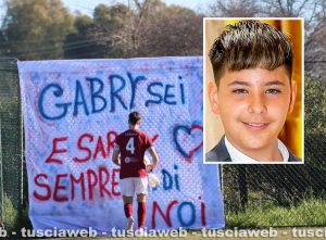 Il mazzo di fiori per Gabriele Costantino