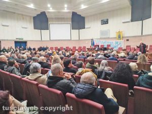 Civitavecchia - Assemblea pubblica alla "Pucci"