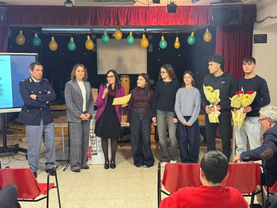 Canino - La premiazione del concorso provinciale “Immagini e parole contro il bullismo