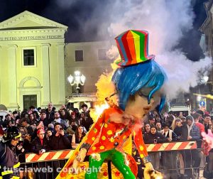 Carnevale - Civita Castellana - Il rogo del Puccio