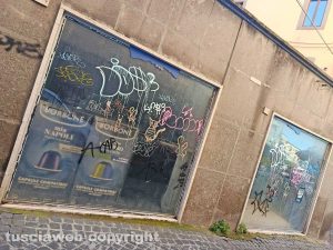 Viterbo - Degrado in via Dobici
