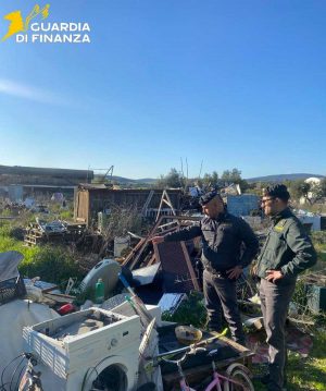 Cerveteri - Guardia di finanza - Sequestrata discarica abusiva