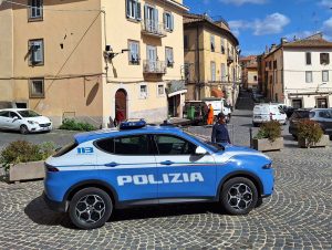 Viterbo - Polizia a San Faustino