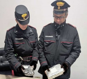 Carabinieri - Stupefacente, materiale e soldi sequestrati a Orte