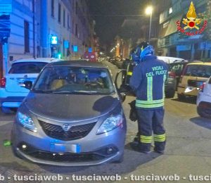 Civitavecchia - Scontro tra due auto nella notte, un conducente estratto dalle lamiere