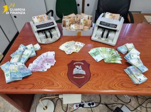 Frode e riciclaggio - Misure cautelari tra Roma e Viterbo