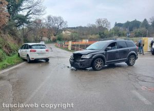 Viterbo - Incidente su strada Acquabianca