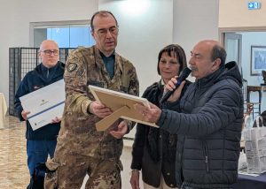 Studenti dell'Orioli al Caae - Consegna attestato