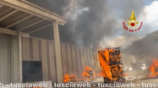 Bagnoregio - Incendio allo stabilimento ex Alta