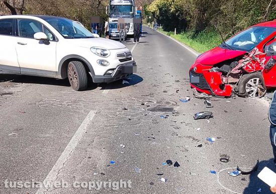 Vetralla - Scontro violento tra quattro auto sulla Cassia sud