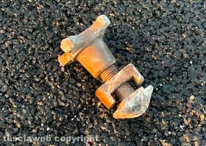 Viterbo - Mezzo pesante perde il carico di metalli sulla superstrada