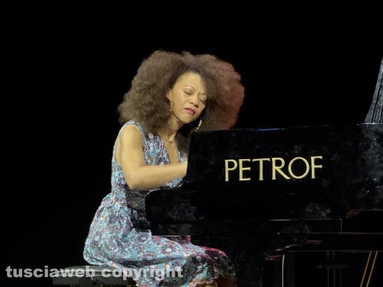 Teatro dell'Unione - Jany McPherson cantante cubana
