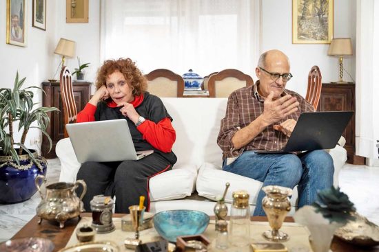 Carbognano - Sul palcoscenico del teatro Bianconi arrivano "Gli Internettuali"