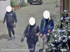 Viterbo - Scritte sataniche a San Faustino, in tre denunciati a piede libero