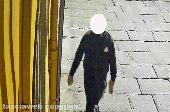 Viterbo - Scritte sataniche a San Faustino, in tre denunciati a piede libero