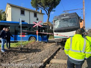 Soriano nel Cimino - Scontro pullman-treno