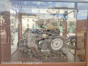 Civitavecchia - La Quarto Savona 15 della scorta di Falcone davanti al comune