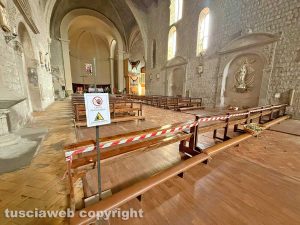 Viterbo - Travi imbarcate e una lesionata, limitato l’accesso alla chiesa di Santa Maria della Verità