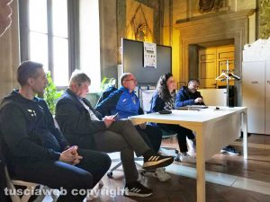 Francesco Gori, responsabile organizzativo dell’evento, Ugo Baldi, delegato provinciale del Coni, Carlo Carbonari, presidente Vbc, la sindaca Chiara Frontini e l'assessore Emanuele Aronne