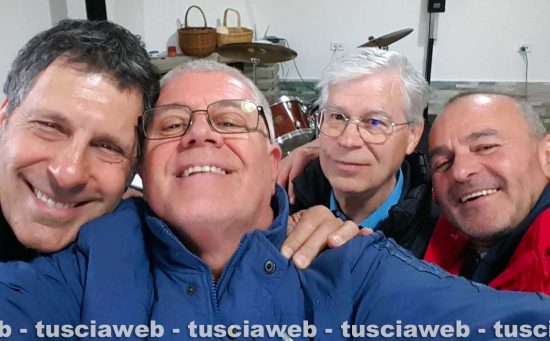 Cesare Bussi e Fabrizio Frizzi con la band Ocean Rex 