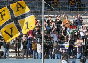 Sport - I sostenitori della Viterbese in curva nord