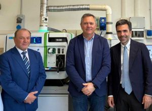 Perinu, Sposetti e Genova