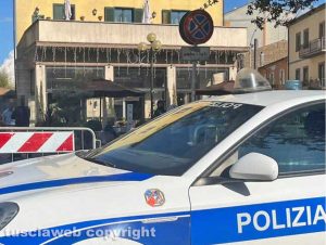 Cura di Vetralla - Polizia locale in piazza Santa Maria del Soccorso - Immagine di repertorio