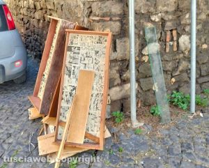 Viterbo - Rifiuti in via dei Mille