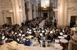 Civita Castellana - La banda dell'Arma dei carabinieri in duomo