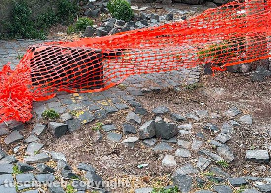 Viterbo - Parcheggio abbandonato a Ponte del paradosso