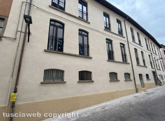 La città allo sbando e fuori controllo - Via Emilio Bianchi - L'ex Tecchi 