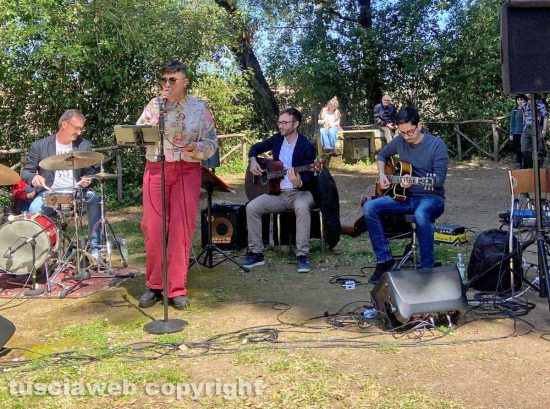 Tuscia in Jazz for Sla - Pasquetta Guitar Meeting a Sutri