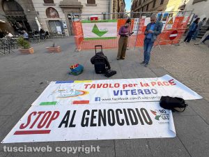 Flotilla fermata nel Mediterraneo, protesta a piazza del Comune