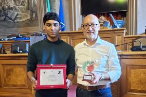 A sinistra Balwinder Singh