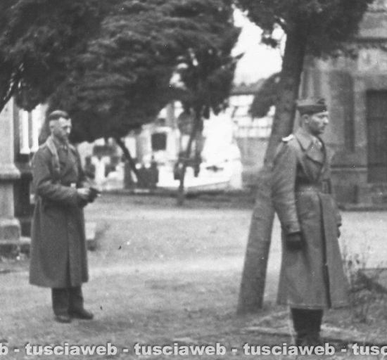 Viterbo - Il funerale del pilota tedesco Peter Fischer il 13 marzo 1944