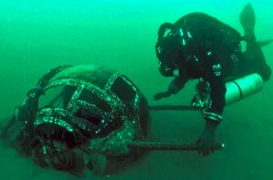 Bolsena - Il mistero del B-17 affondato nel lago