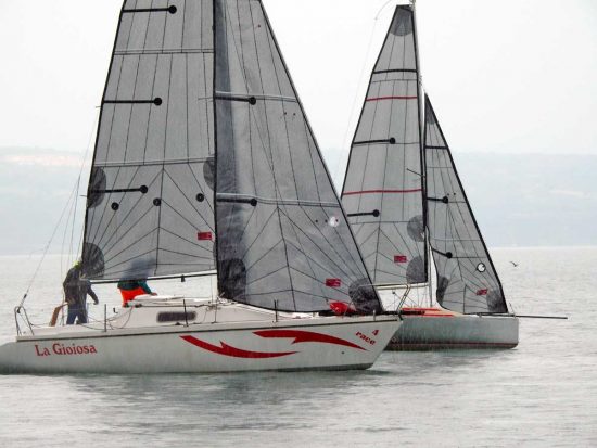Capodimonte - Vela - Arrivo quasi appaiato delle barche dei Gioia, padre e figlio