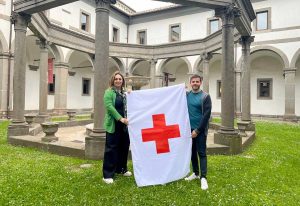 Viterbo - La bandiera della Croce rossa italiana all'Unitus