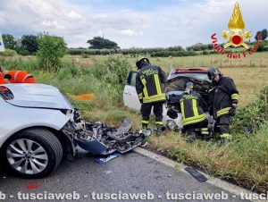 Scontro tra due auto sulla Braccianese Claudia, due feriti gravi