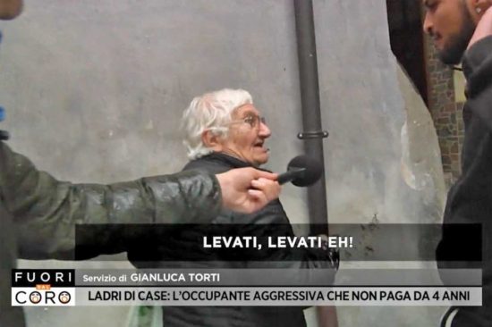 Le telecamere di Fuori dal coro da Mirella Iezzi