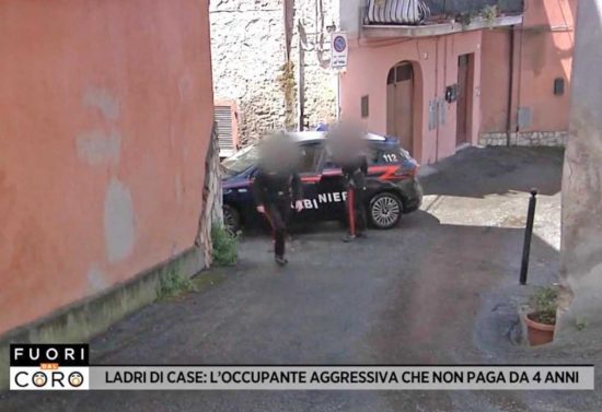 Le telecamere di Fuori dal coro da Mirella Iezzi
