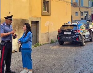 Viterbo - Ritirata licenza a barber shop