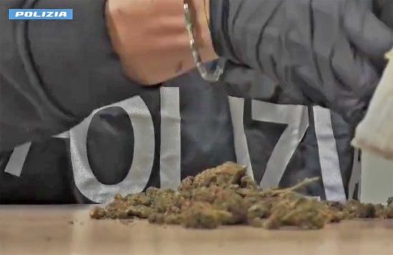 Maxi operazione di polizia - 450 chili di droga sequestrata e 1335 arresti