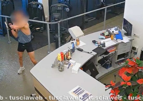 Palestra Next distrutta a Monterosi - Il giovane in azione