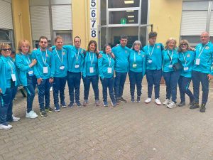 Il team Sorrisi che Nuotano Eta Beta - Odv