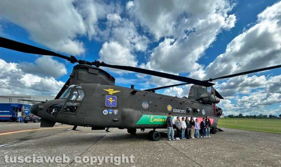 Viterbo - Aviazione dell'esercito - Ch 47f