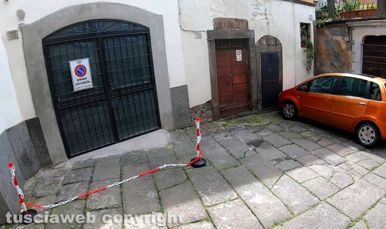 Viterbo - Via Sant'Egidio - Transenne fantasma