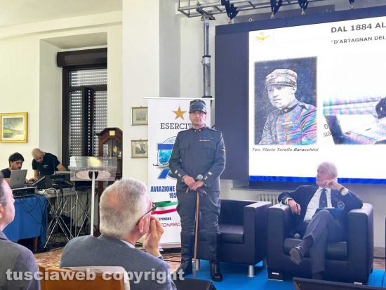 Viterbo - Aviazione dell'esercito - Il graduato aiutante Ermete Grillo 