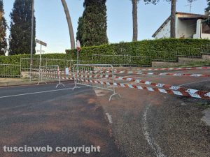 Montefiascone - Perdita di gasolio sulla carreggiata - Via Bandita chiusa al traffico