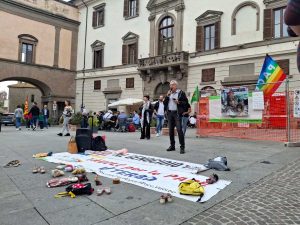 Flash Mob - Festa della mamma: un omaggio alle madri palestinesi, libanesi e iraniane